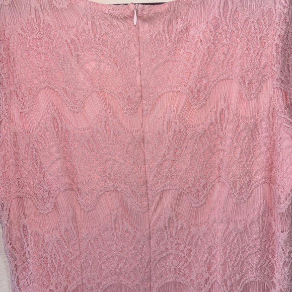 Jodi Lace Dress - Picture 5 of 6